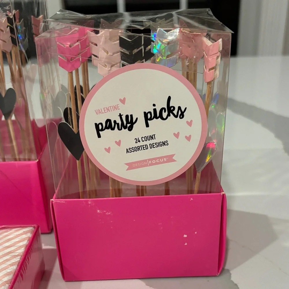 Valentine's Party Picks & XOXO Straw/ Napkin Set- Pink,Silver,Black & White..NWT